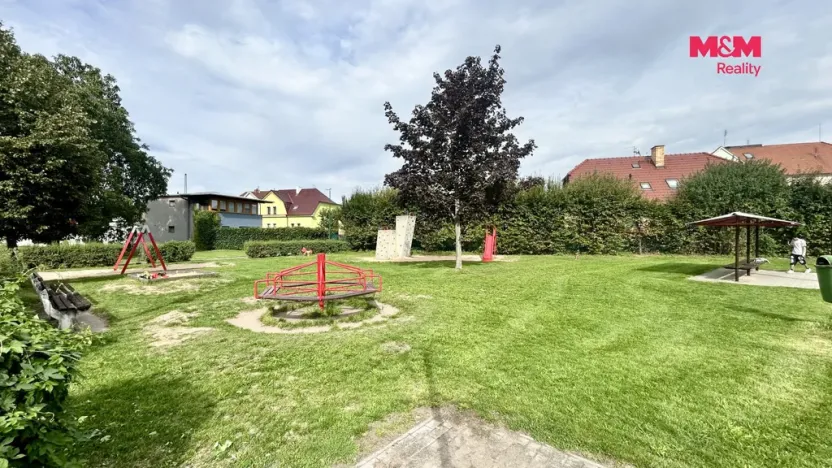 Pronájem bytu 2+1, Nymburk, Dr. Antonína Dvořáka, 61 m2
