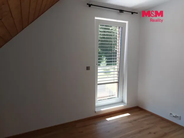 Pronájem bytu 3+kk, Svoboda nad Úpou, 74 m2