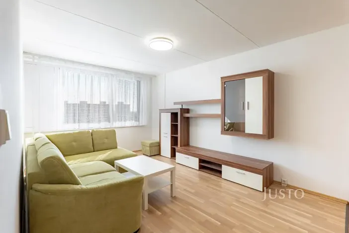 Pronájem bytu 3+kk, Praha - Petrovice, Rezlerova, 63 m2