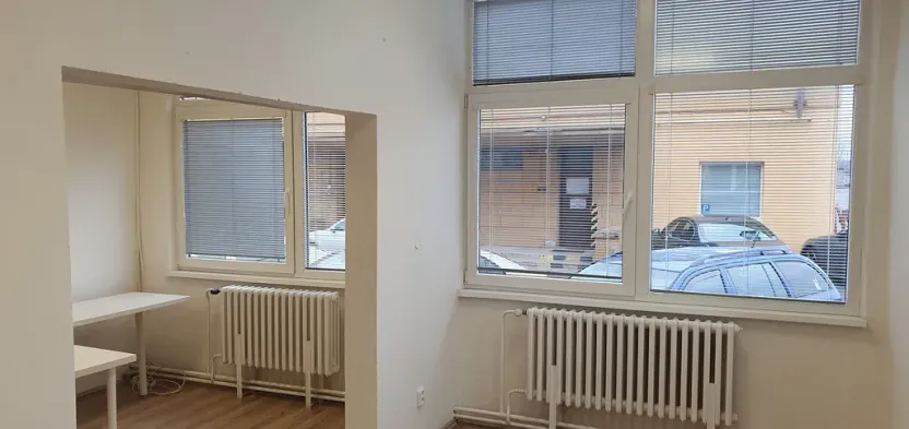 Pronájem kanceláře, Židlochovice, Nádražní