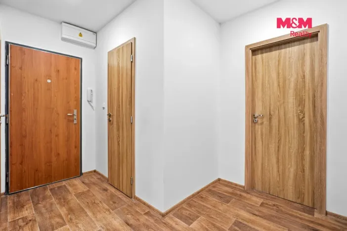 Prodej bytu 2+1, Česká Lípa, Železničářská, 61 m2