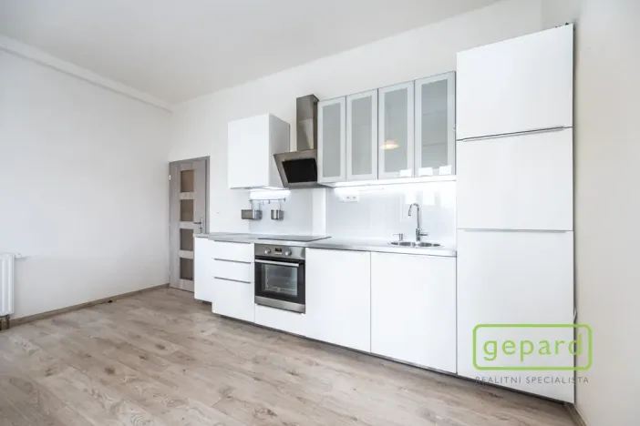 Pronájem bytu 2+kk, Praha, Oblouková, 50 m2