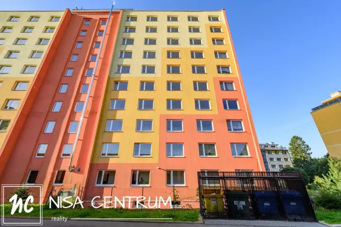 Pronájem bytu 1+1, Liberec, Nad Školou, 37 m2