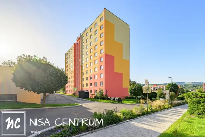 Pronájem bytu 1+1, Liberec, Nad Školou, 37 m2