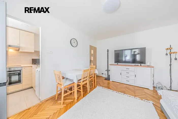 Prodej bytu 2+kk, Kladno, Vodárenská, 37 m2