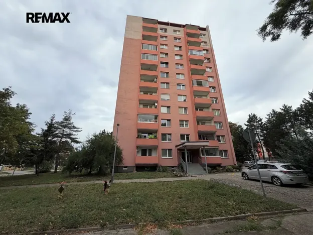 Pronájem bytu 1+1, Hodonín, Velkomoravská, 31 m2