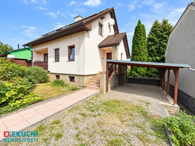Prodej rodinného domu, Tršice, 184 m2