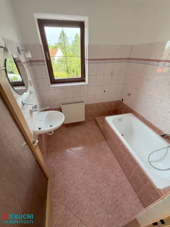 Prodej rodinného domu, Tršice, 184 m2