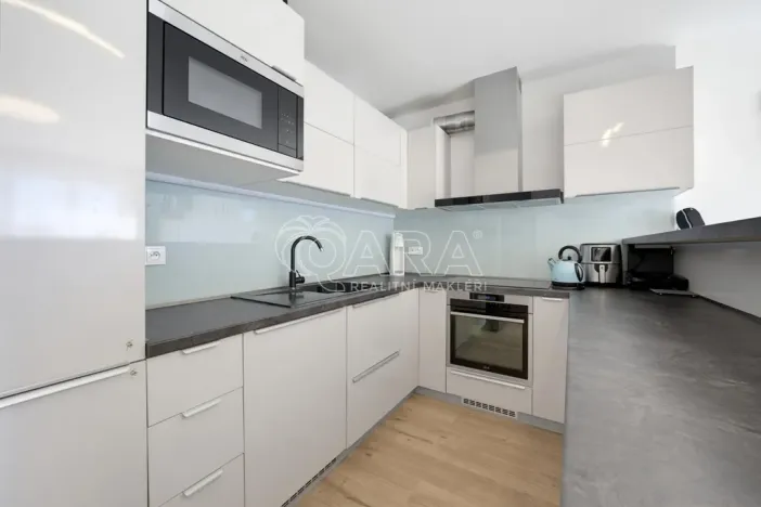 Prodej bytu 2+kk, Chýně, Uherova, 53 m2