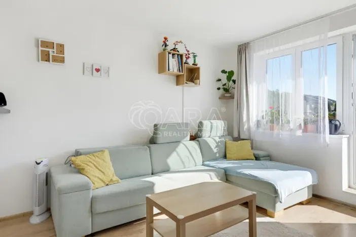 Prodej bytu 2+kk, Chýně, Uherova, 53 m2