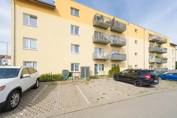 Prodej bytu 2+kk, Chýně, Uherova, 53 m2