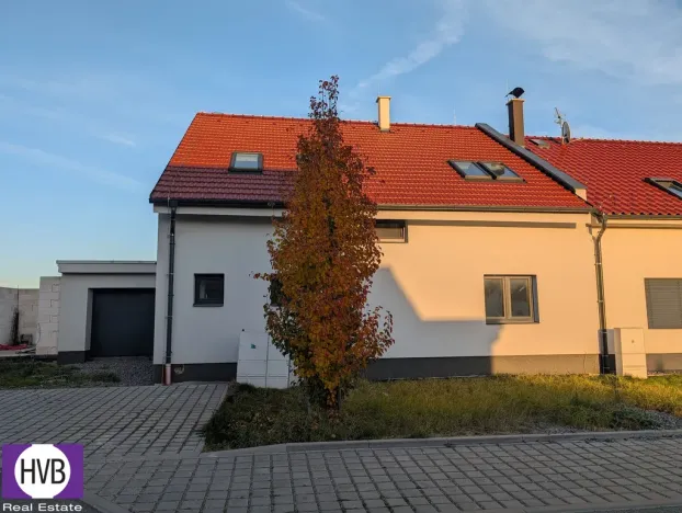 Prodej rodinného domu, Hrušky, 171 m2