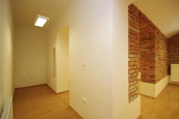 Pronájem obchodního prostoru, Praha - Vinohrady, Mánesova, 135 m2