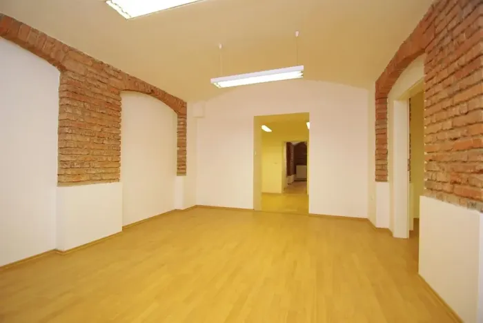 Pronájem obchodního prostoru, Praha - Vinohrady, Mánesova, 135 m2
