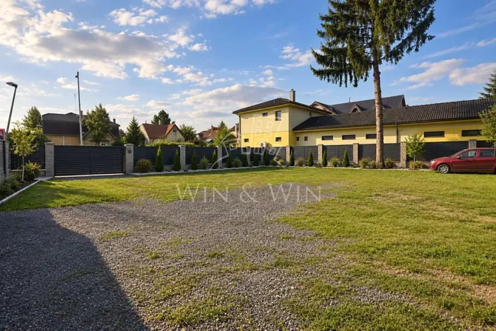 Pronájem ubytování, Praha - Horní Počernice, Lukavecká, 550 m2