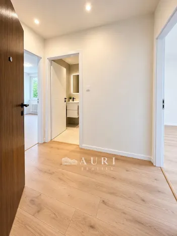 Prodej bytu 2+kk, Praha - Hlubočepy, Pražského, 45 m2