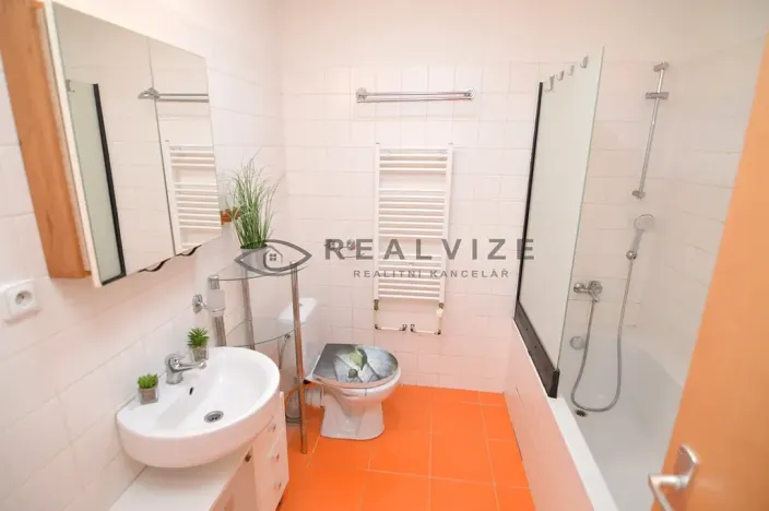 Pronájem bytu 2+kk, České Budějovice, Ledenická, 36 m2