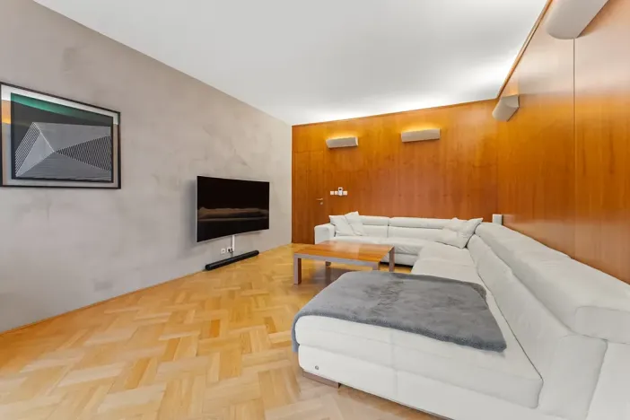 Prodej rodinného domu, Praha - Kyje, Sklenská, 200 m2
