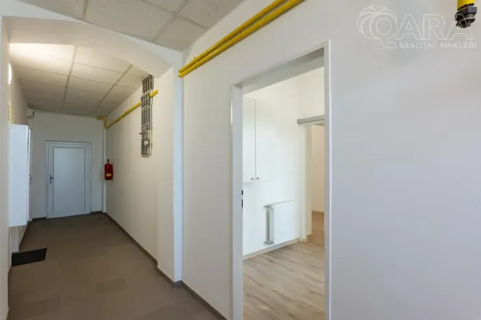 Prodej atypického bytu, Praha - Prosek, Prosecká, 56 m2