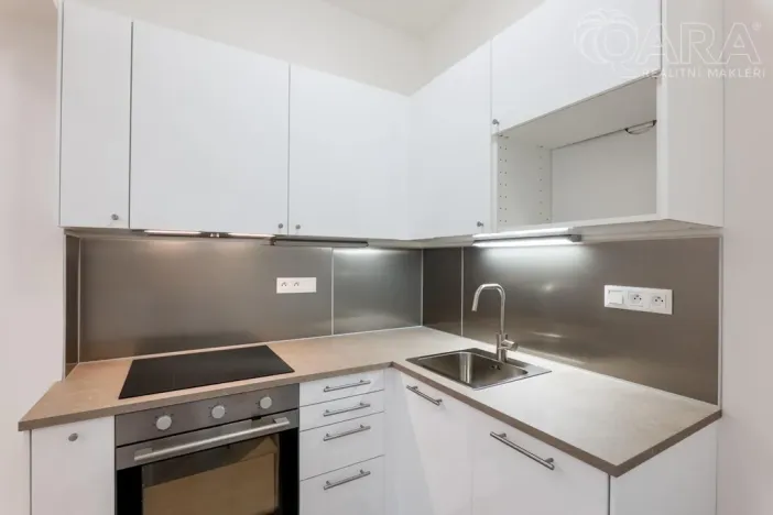 Prodej atypického bytu, Praha - Prosek, Prosecká, 56 m2