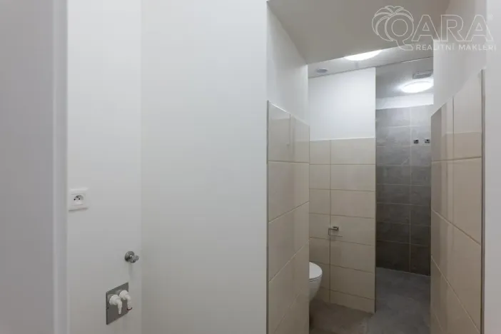 Prodej atypického bytu, Praha - Prosek, Prosecká, 56 m2