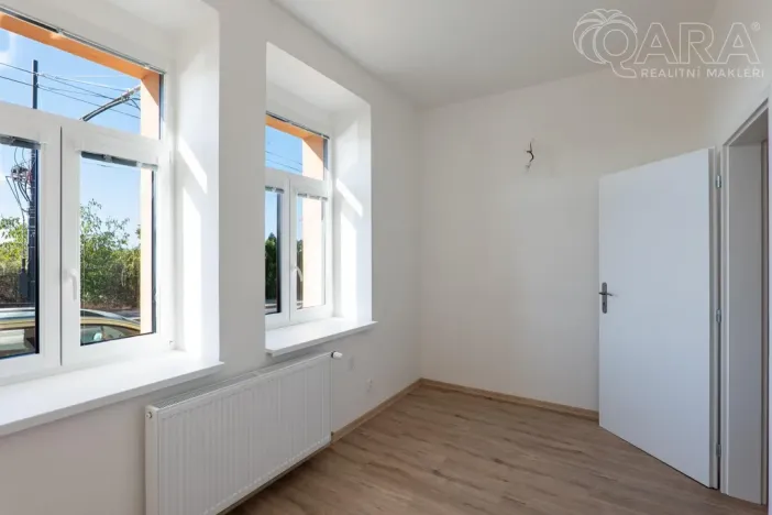 Prodej atypického bytu, Praha - Prosek, Prosecká, 56 m2