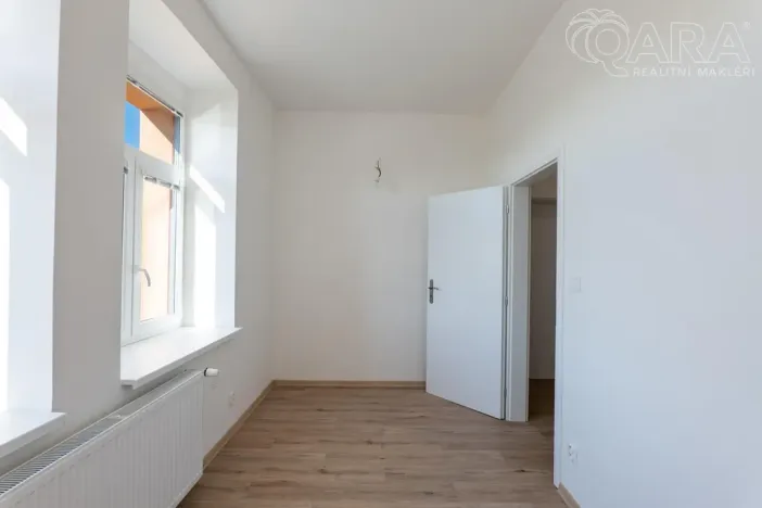 Prodej atypického bytu, Praha - Prosek, Prosecká, 56 m2