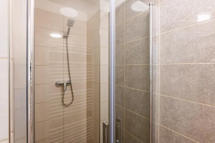 Prodej atypického bytu, Praha - Prosek, Prosecká, 56 m2