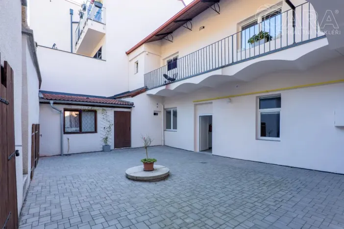 Prodej atypického bytu, Praha - Prosek, Prosecká, 56 m2