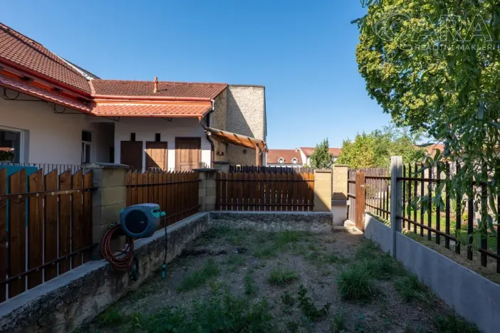 Prodej atypického bytu, Praha - Prosek, Prosecká, 56 m2