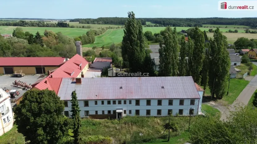 Prodej ubytování, Skapce - Zálezly, 1218 m2