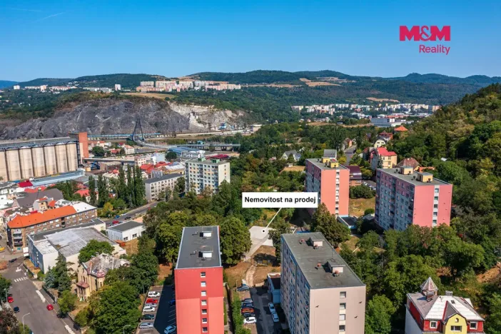 Prodej pozemku pro bydlení, Ústí nad Labem, Žukovova, 1706 m2