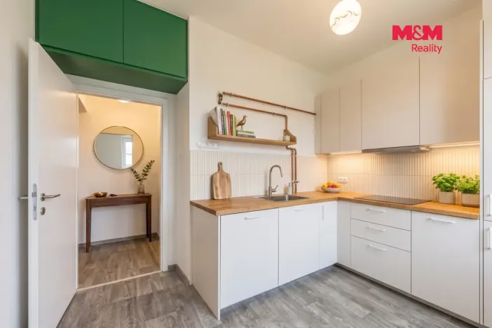 Prodej bytu 2+1, Dolní Krupá, 51 m2