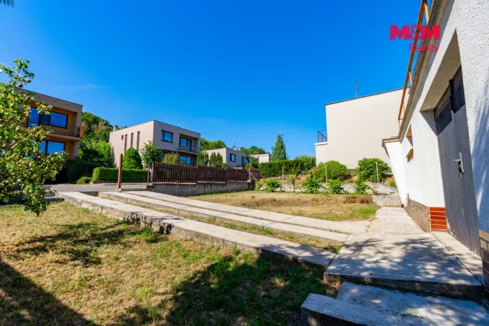 Prodej rodinného domu, Chvaletice, Budovatelů, 180 m2