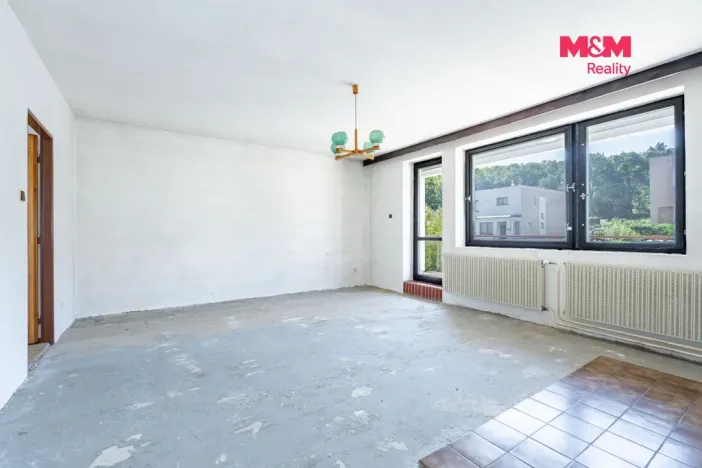 Prodej rodinného domu, Chvaletice, Budovatelů, 180 m2