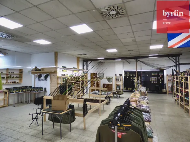 Pronájem obchodního prostoru, Opava, Zámecký okruh, 215 m2