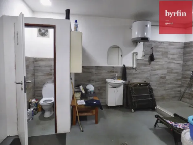 Pronájem obchodního prostoru, Opava, Zámecký okruh, 215 m2