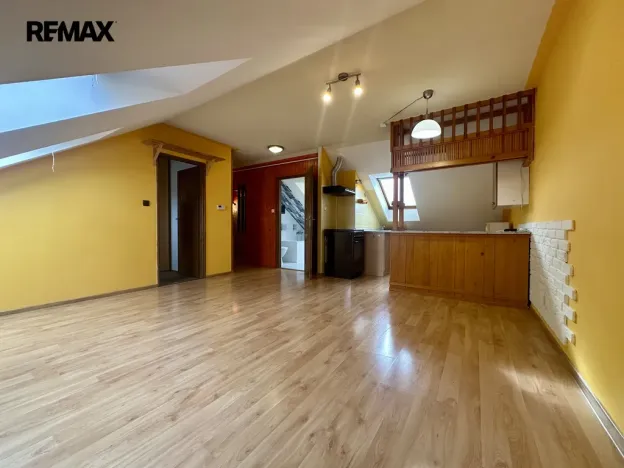 Pronájem bytu 2+kk, Třebíč - Horka-Domky, Zahradníčkova, 49 m2