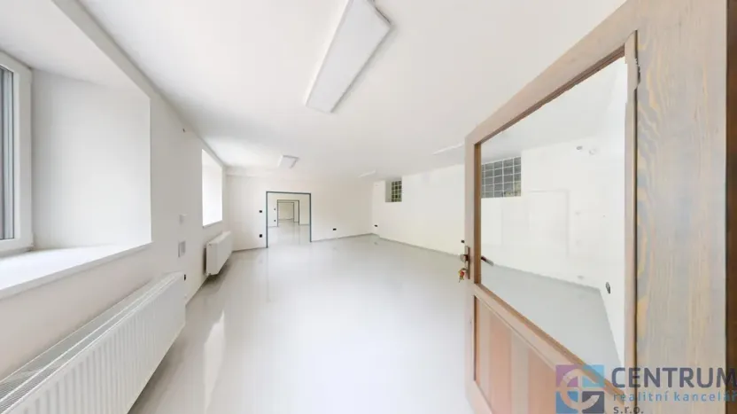 Pronájem kanceláře, Jablonec nad Nisou, Liberecká, 350 m2