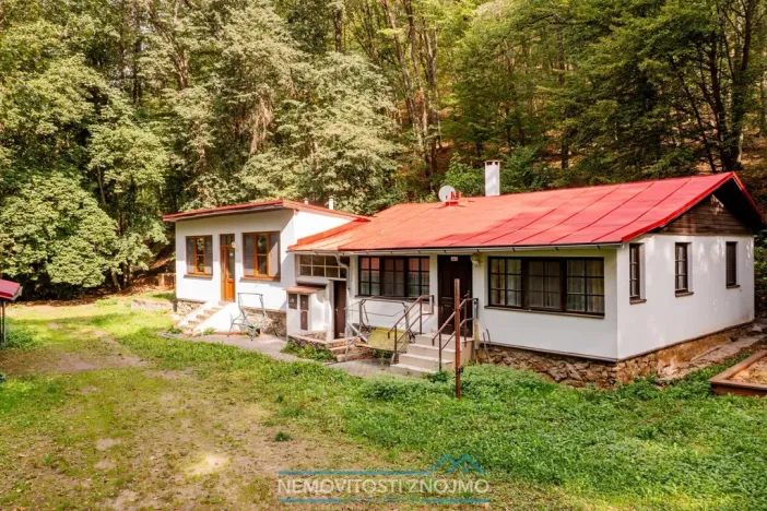 Prodej chaty, Štítary, 180 m2