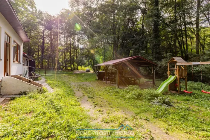 Prodej chaty, Štítary, 180 m2