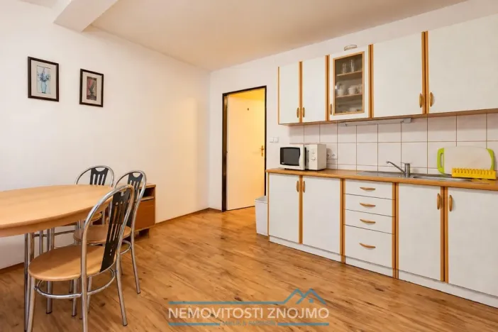 Prodej chaty, Štítary, 180 m2