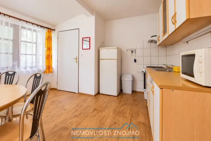 Prodej chaty, Štítary, 180 m2