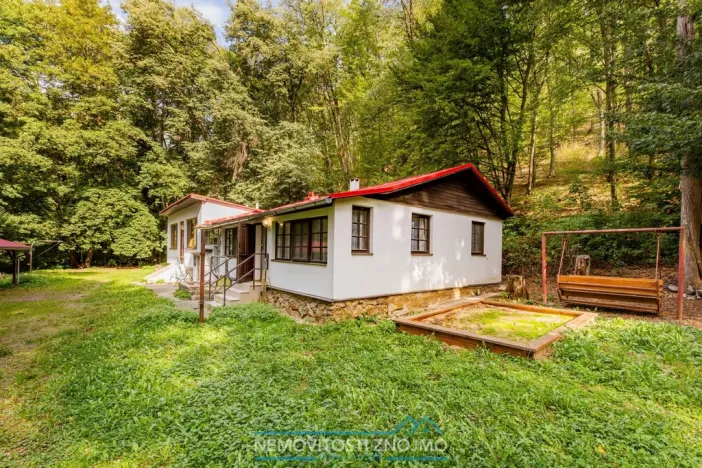 Prodej chaty, Štítary, 180 m2