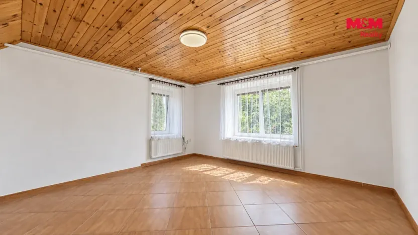 Pronájem bytu 2+kk, Brloh, 46 m2