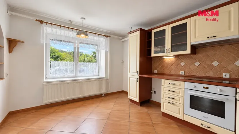 Pronájem bytu 2+kk, Brloh, 46 m2