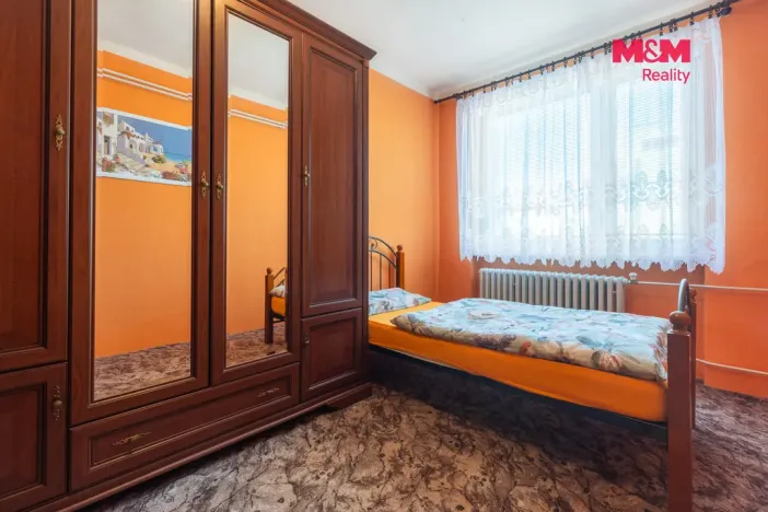 Prodej bytu 3+1, Kunovice, V Humnech, 64 m2