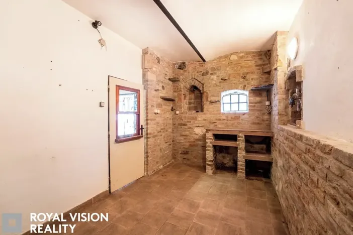 Prodej vinného sklepa, Březí, 76 m2