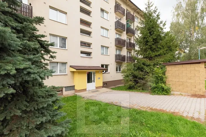 Pronájem bytu 1+1, Milovice, Spojovací, 27 m2