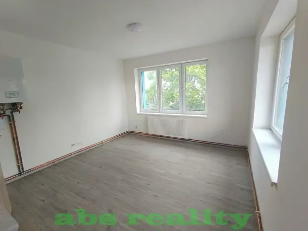 Pronájem bytu 1+1, Čáslav, Tyršova, 30 m2